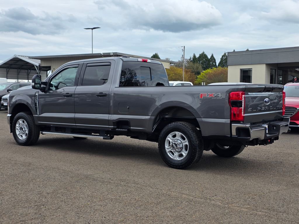 Used 2025 Ford F350 XLT w/ 360-Degree Camera Package image 2