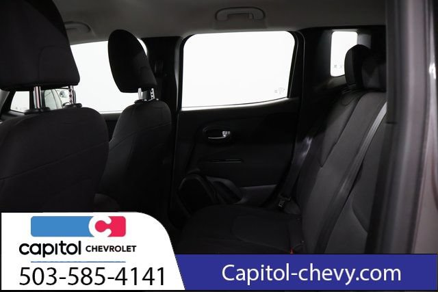 Used 2020 Jeep Renegade Sport FWD image 30