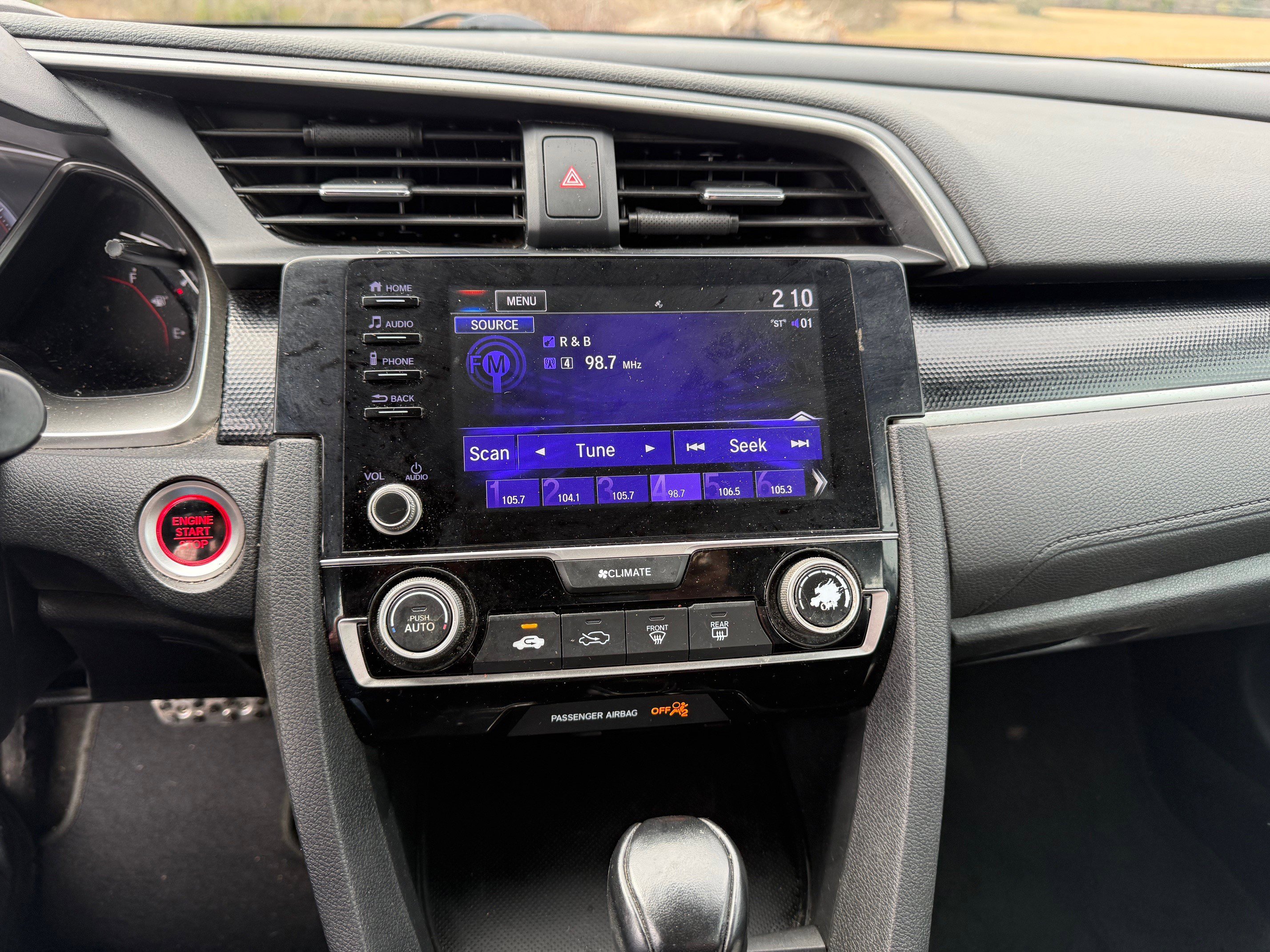 Used 2020 Honda Civic Sport image 11