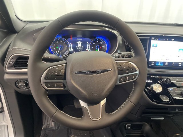 New 2026 Chrysler Pacifica Select image 14