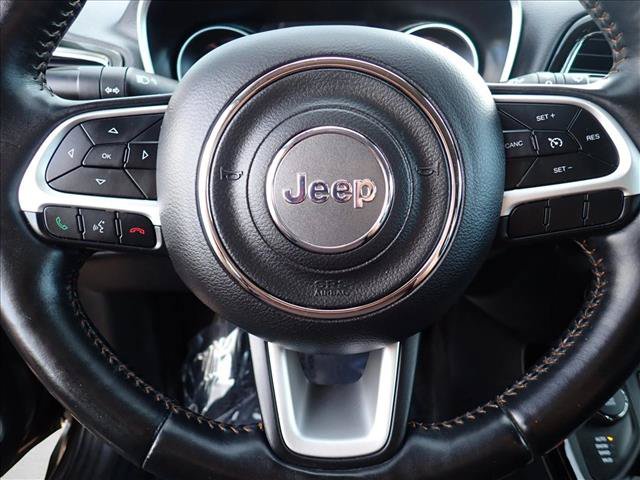 Used 2018 Jeep Compass Limited AWD/4WD image 16