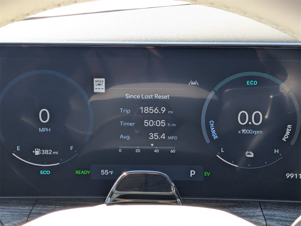 Certified 2025 Hyundai Santa Fe Limited image 11