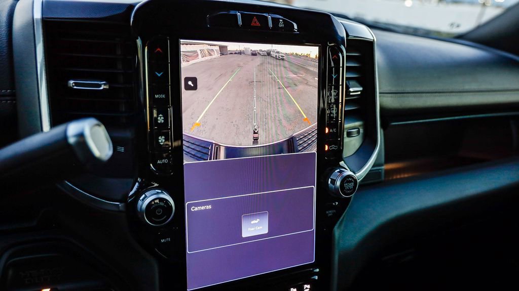 Certified 2022 RAM 3500 Laramie image 28