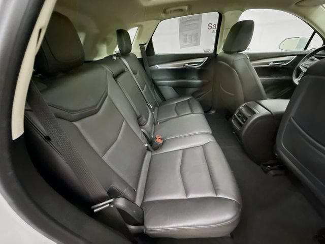 Used 2018 Cadillac XT5 Luxury w/ Driver Awareness Package FWD image 29