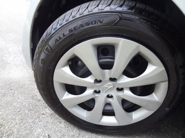 Used 2025 Toyota Corolla LE FWD image 32