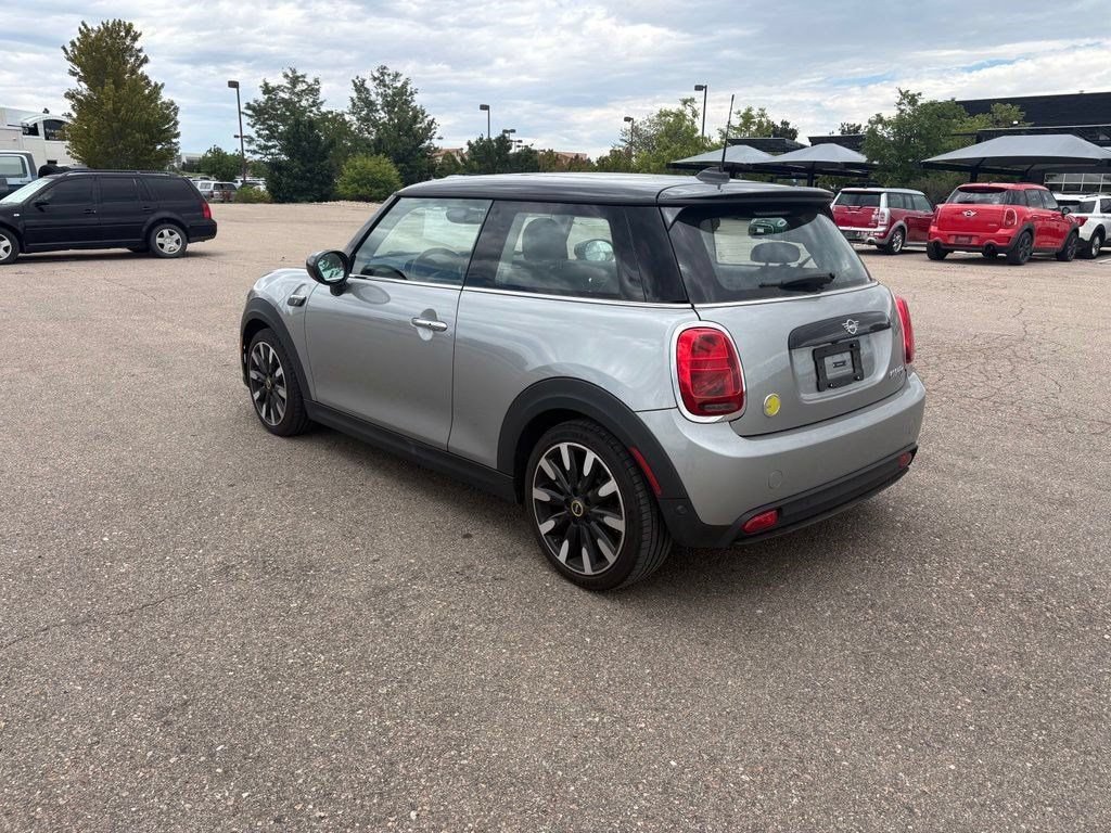 Used 2024 MINI Cooper SE FWD image 7