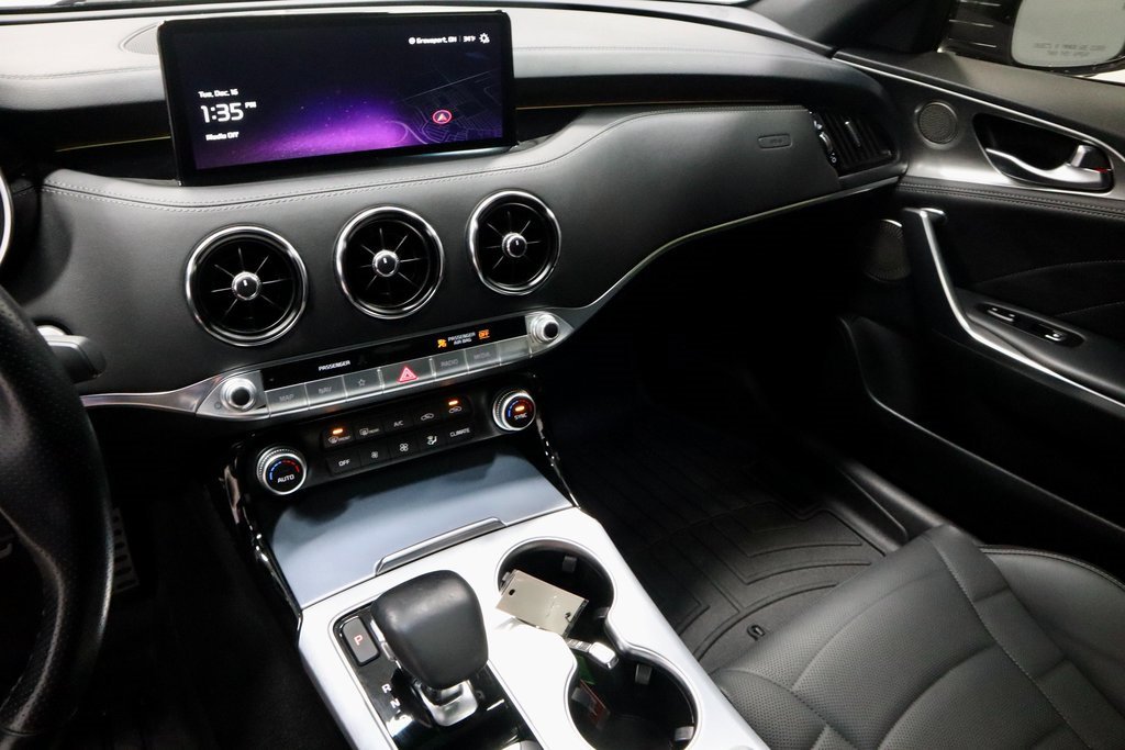 Used 2023 Kia Stinger GT2 image 33