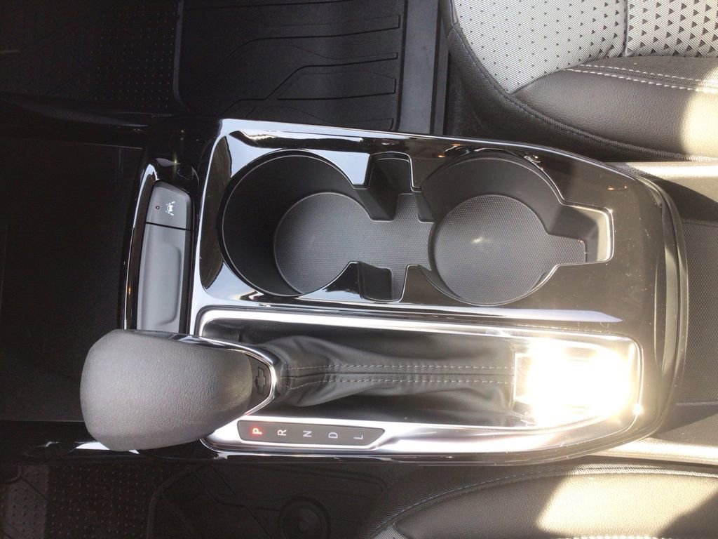 Used 2024 Chevrolet Trax LT w/ Driver Confidence Package image 22