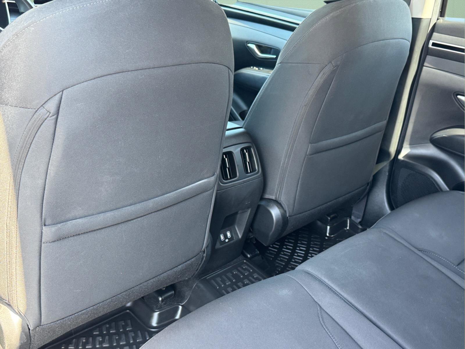 Used 2023 Hyundai Tucson SEL w/ Winter Package image 15