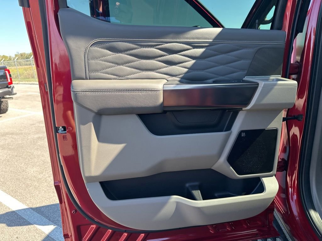 New 2025 Ford F250 Platinum w/ Platinum Plus Package image 40