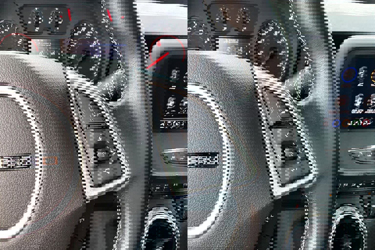 Used 2021 Chevrolet Camaro LT image 24