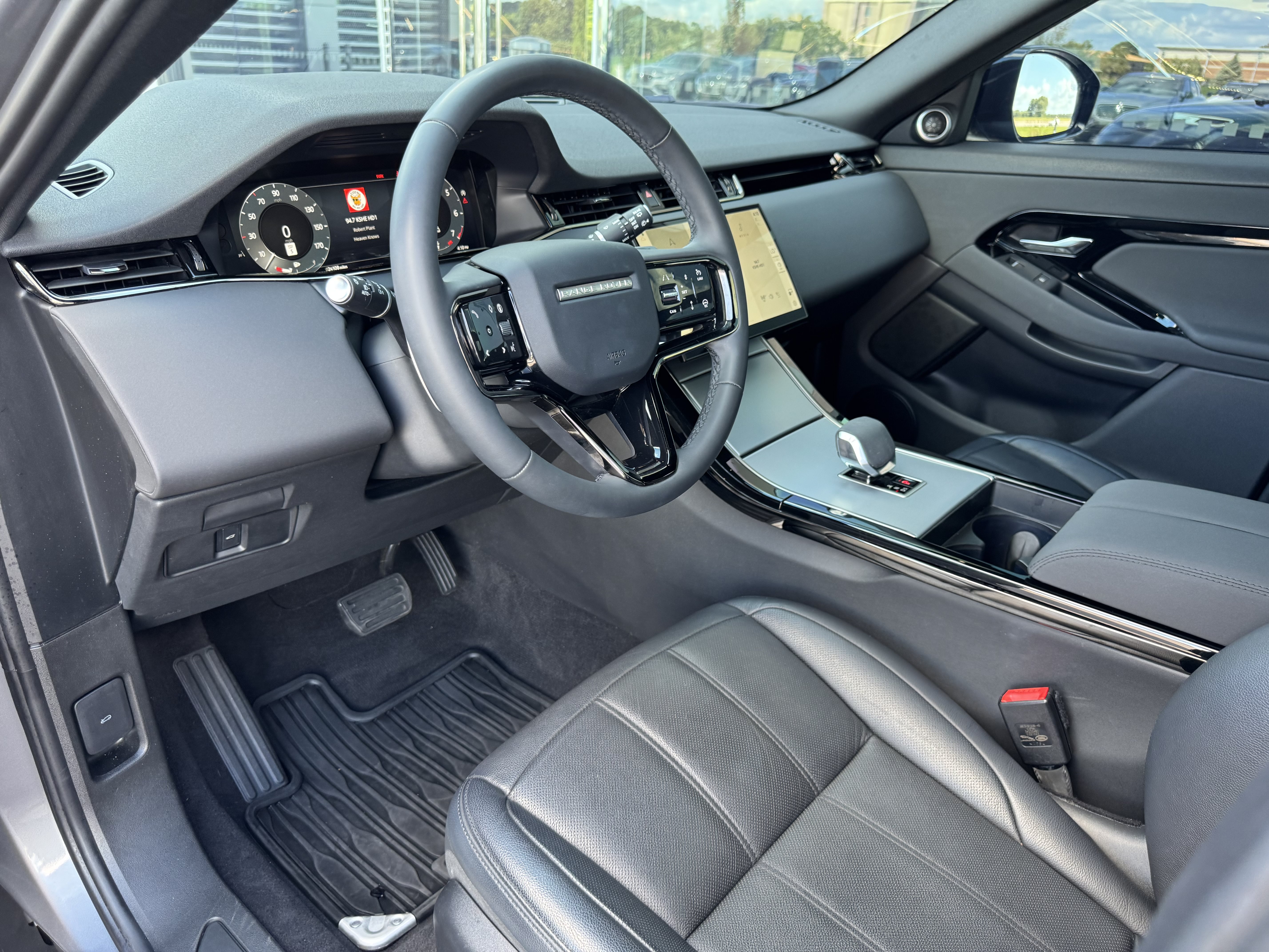 Certified 2024 Land Rover Range Rover Evoque S AWD/4WD image 13