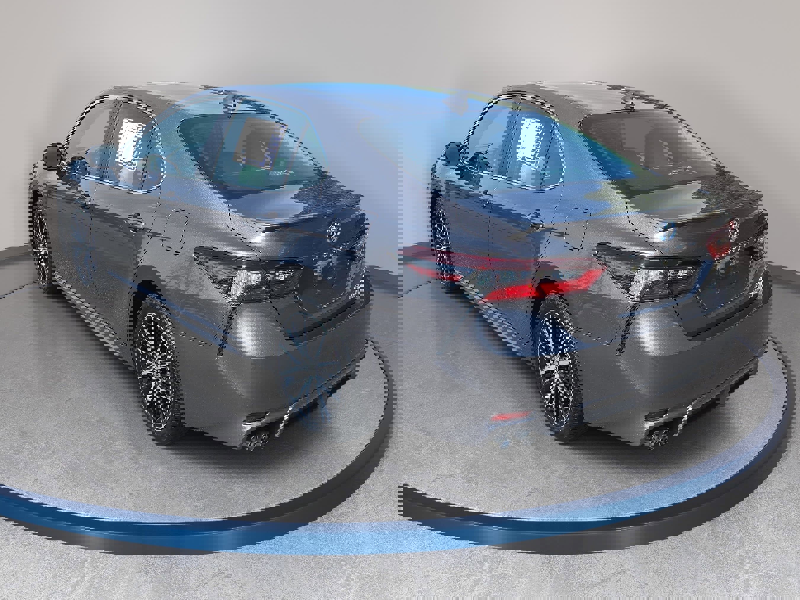 Used 2023 Toyota Camry SE w/ Audio Upgrade Package image 4