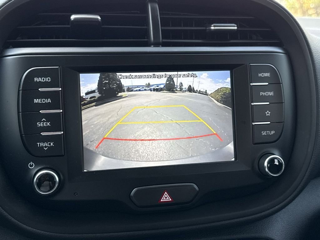 Used 2020 Kia Soul LX image 23