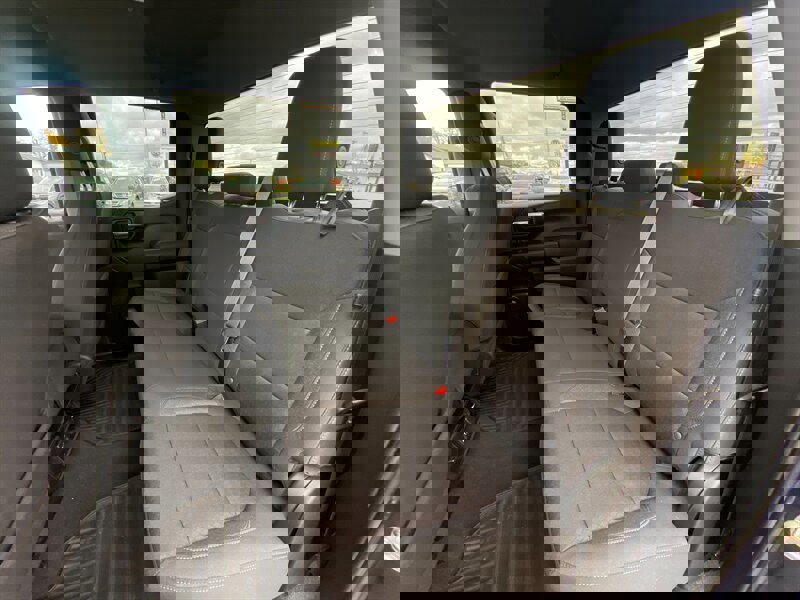 Used 2021 Chevrolet Silverado 1500 LT image 20