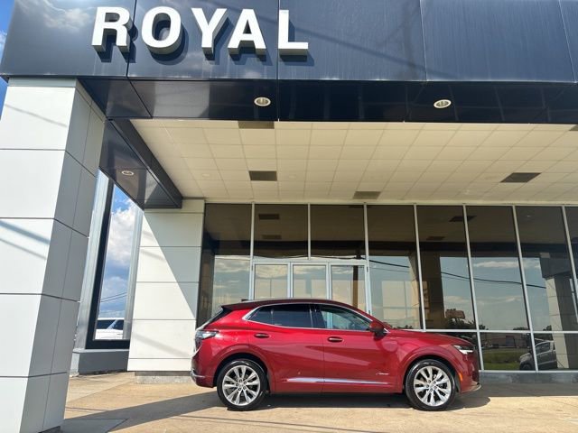 Used 2022 Buick Envision Avenir w/ Technology Package II