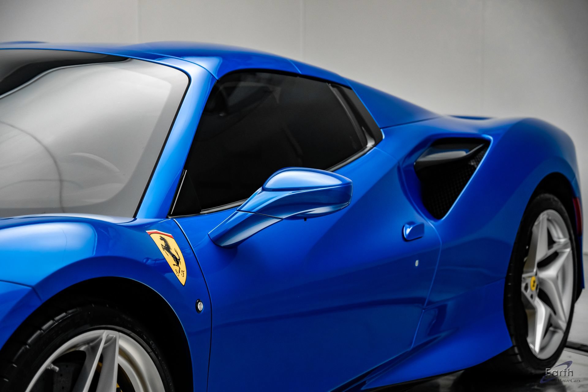 Used 2023 Ferrari F8 Tributo RWD image 37