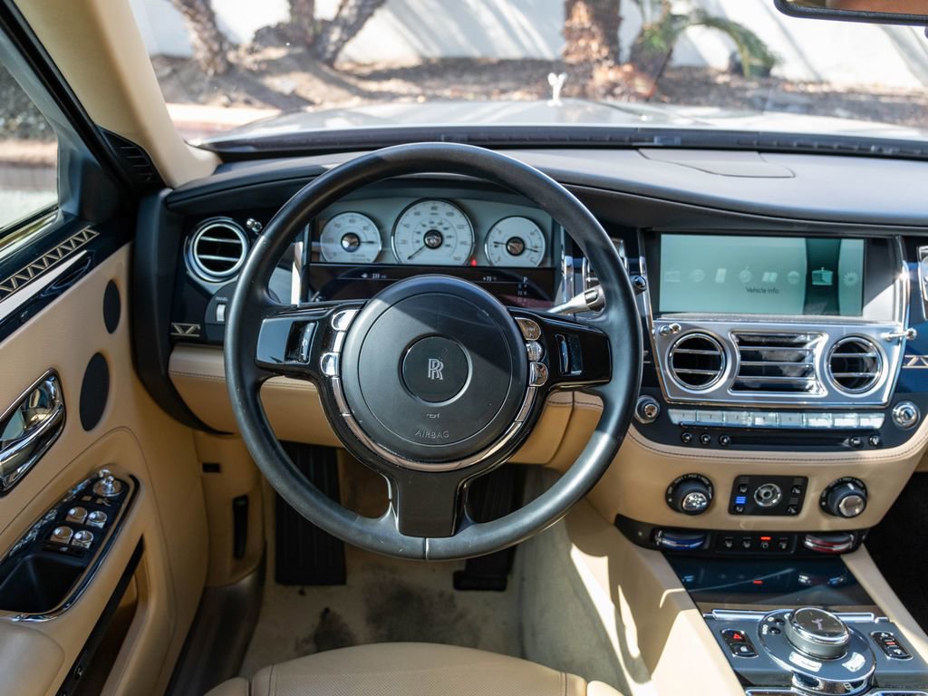 Certified 2016 Rolls-Royce Ghost image 15