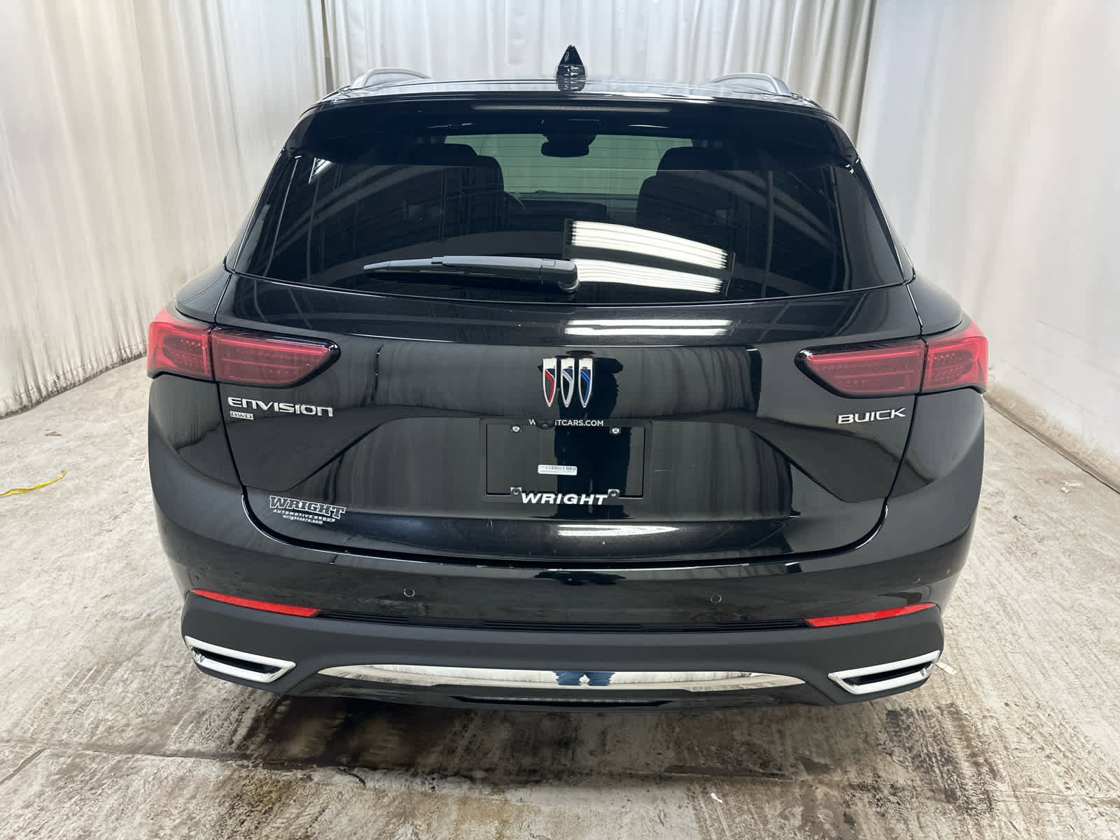 Certified 2025 Buick Envision Preferred image 7