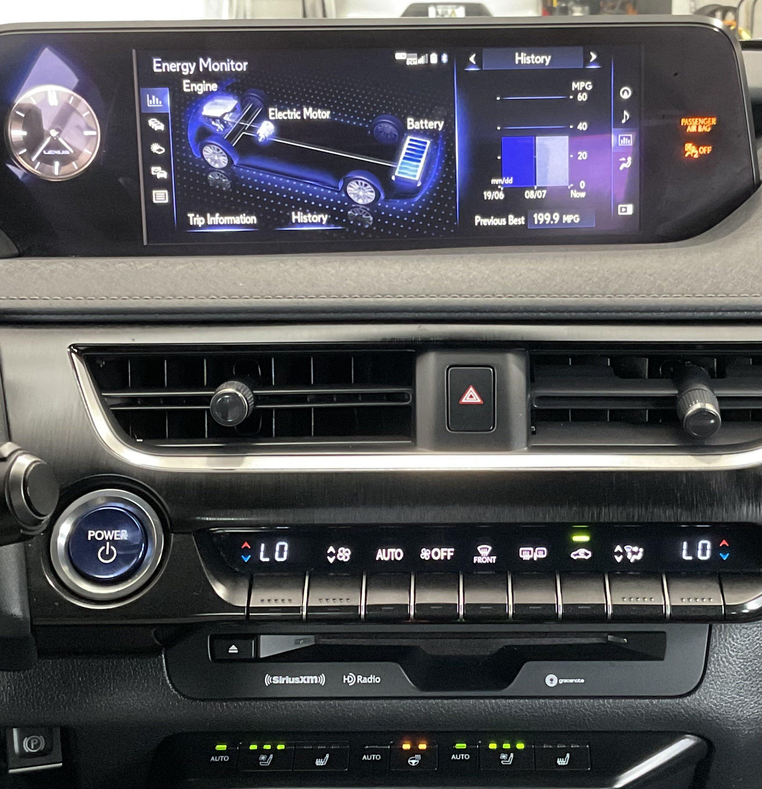 Used 2021 Lexus UX 250h w/ Premium Package AWD/4WD image 17