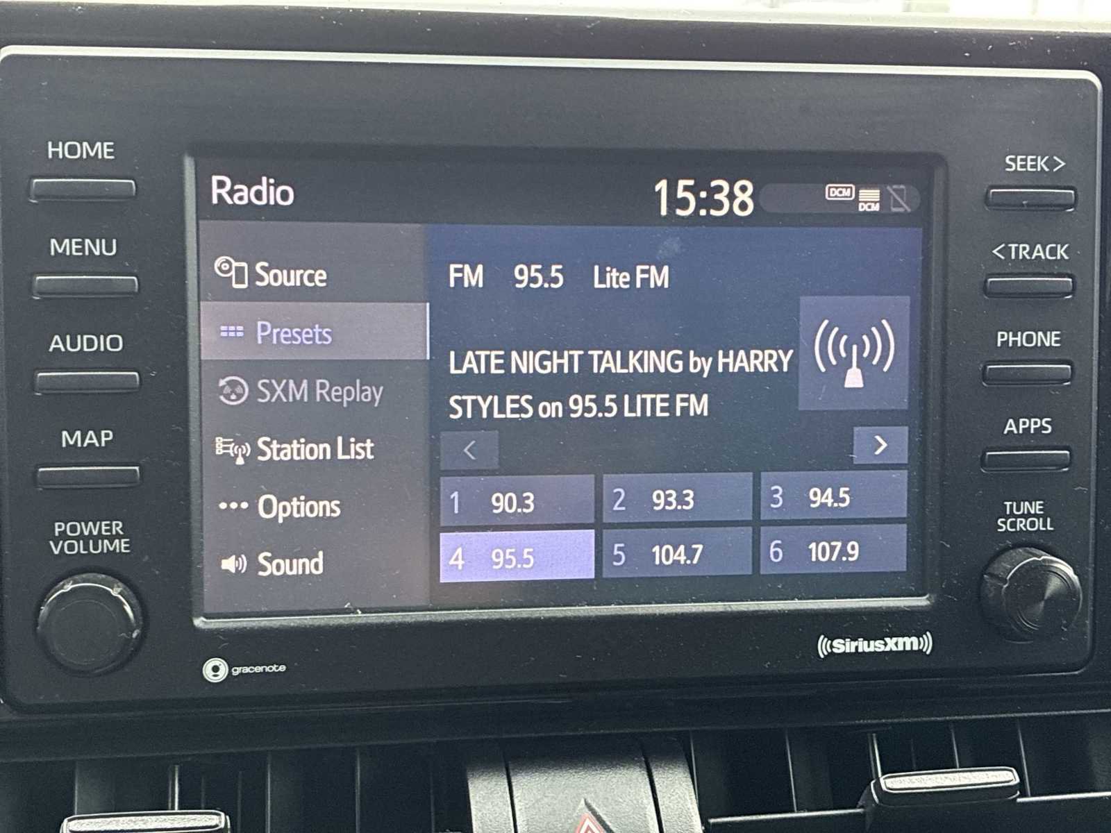 Used 2020 Toyota RAV4 LE image 12