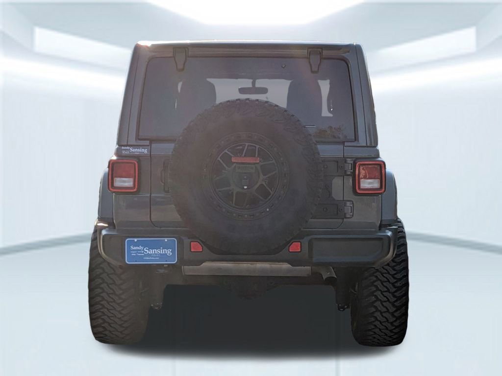 Used 2022 Jeep Wrangler Unlimited Sahara image 5