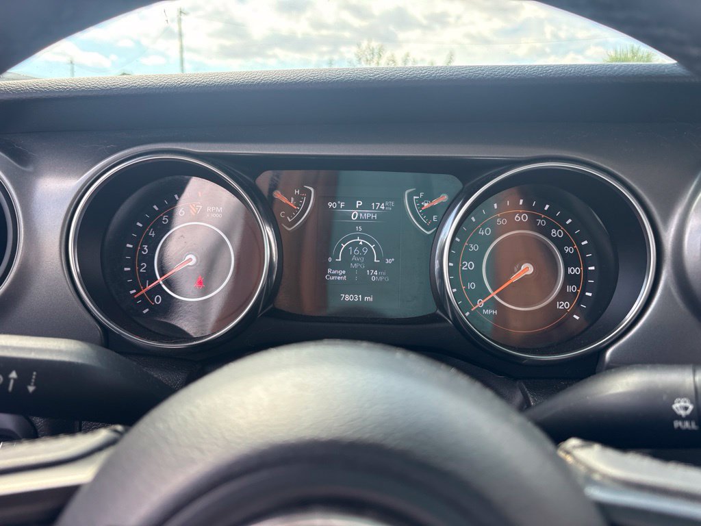 Used 2023 Jeep Gladiator Sport AWD/4WD image 21