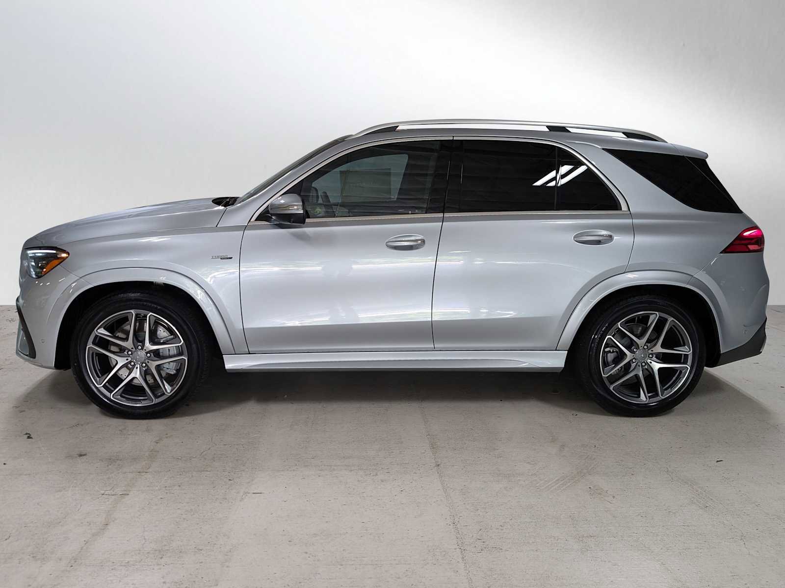 New 2025 Mercedes-Benz GLE 53 AMG 4MATIC image 4