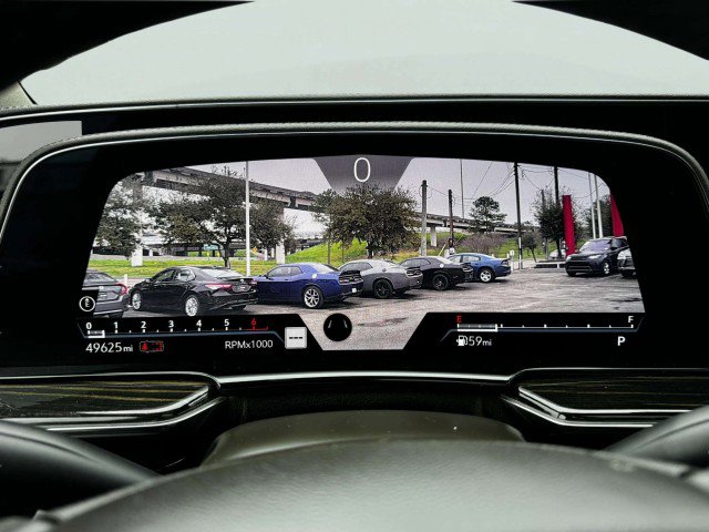 Used 2021 Cadillac Escalade Premium Luxury image 25