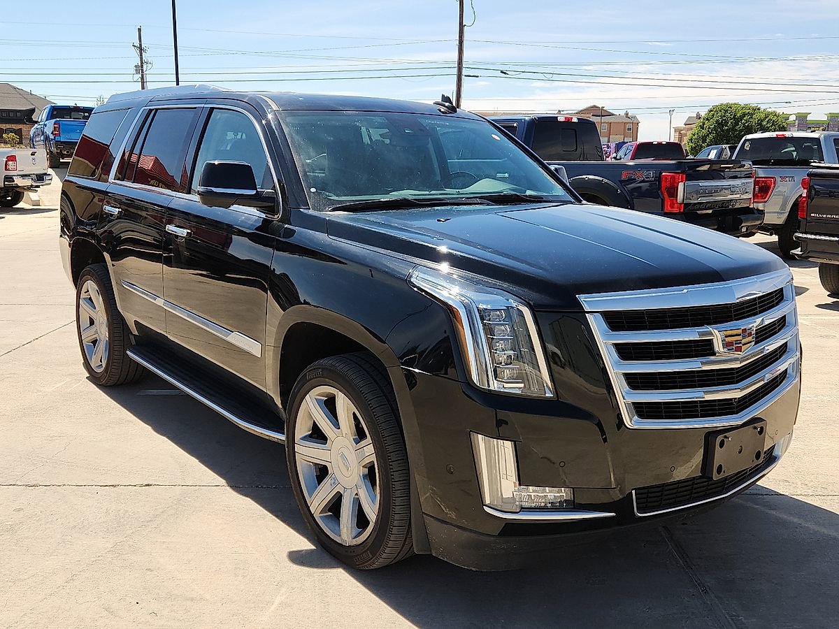 Used 2020 Cadillac Escalade Luxury image 4