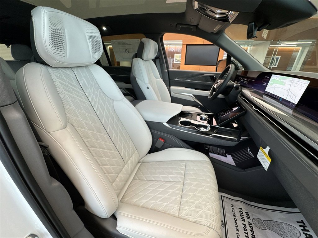 New 2025 Cadillac Escalade IQ Luxury 1 w/ Smart Trailering package image 26