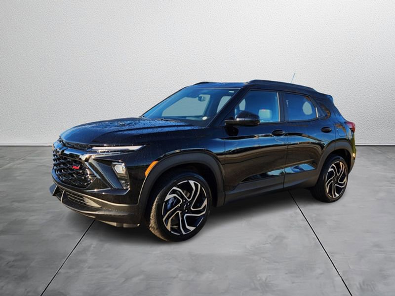 New 2026 Chevrolet TrailBlazer RS w/ Driver Confidence Package image 2