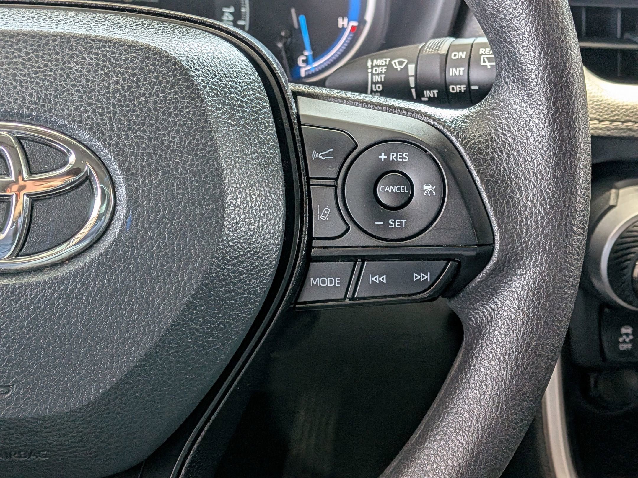Certified 2024 Toyota RAV4 XLE AWD/4WD image 17