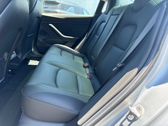 Used 2018 Tesla Model 3 Long Range RWD image 10