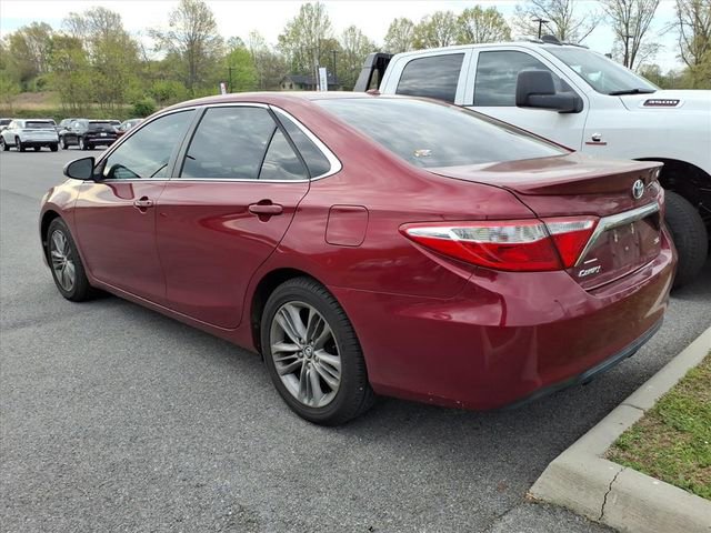 Used 2015 Toyota Camry SE image 9