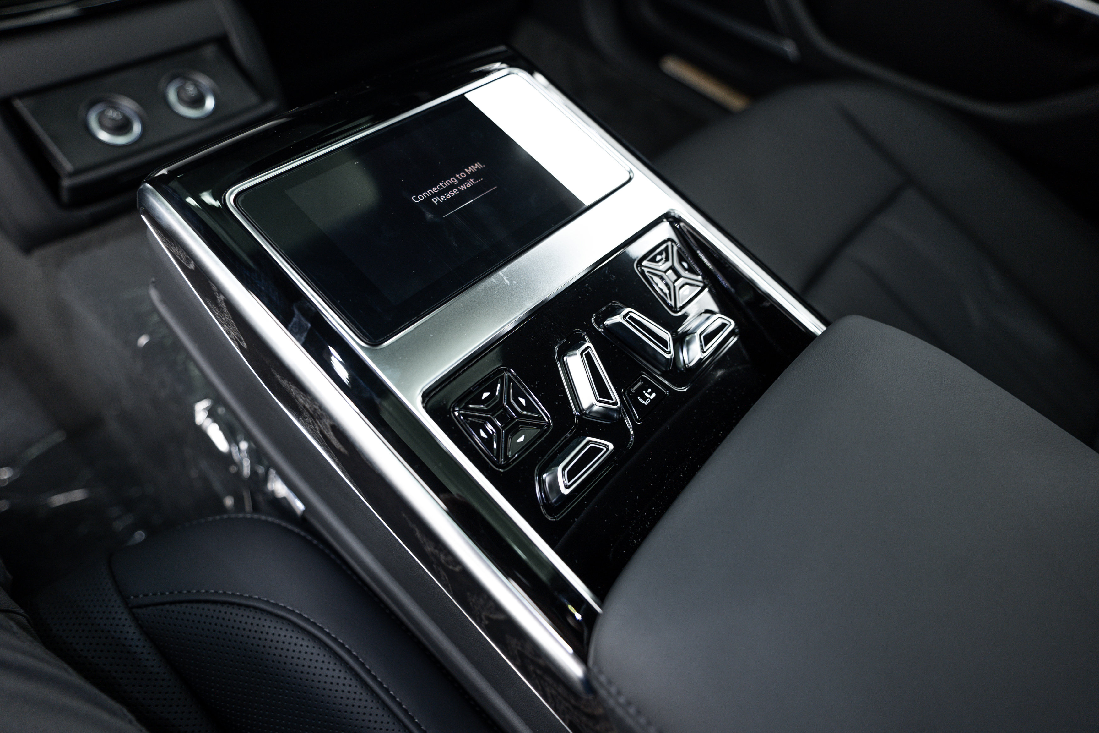 New 2026 Audi A8 L 3.0T AWD/4WD image 18