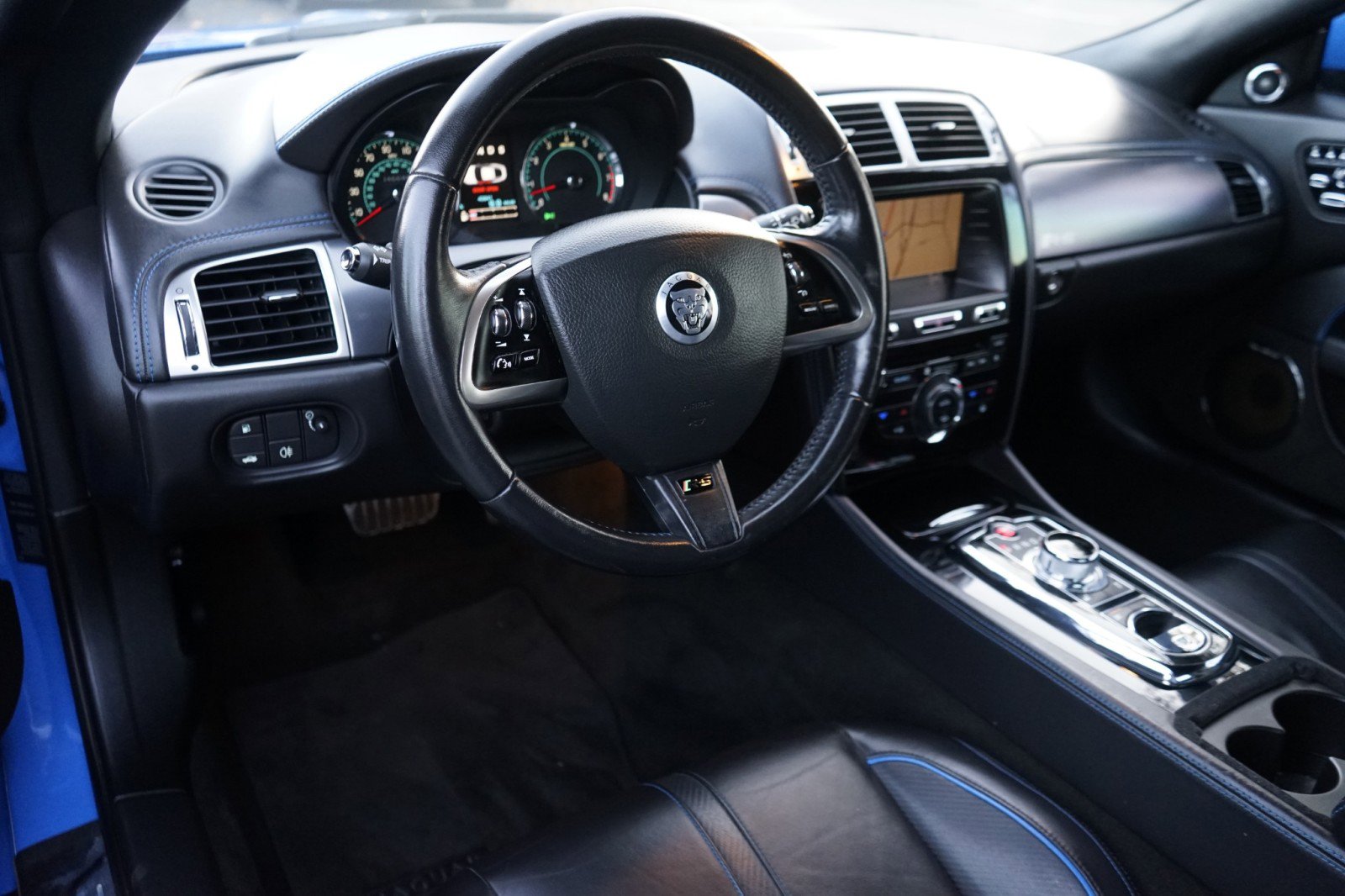 Used 2012 Jaguar XKR R-S image 17