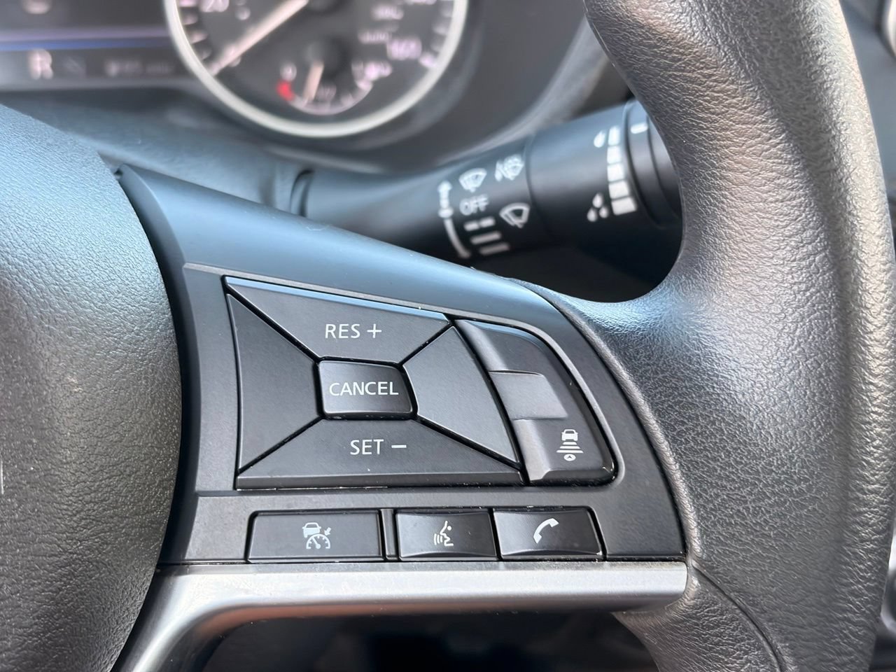 Certified 2024 Nissan Sentra SV FWD image 28