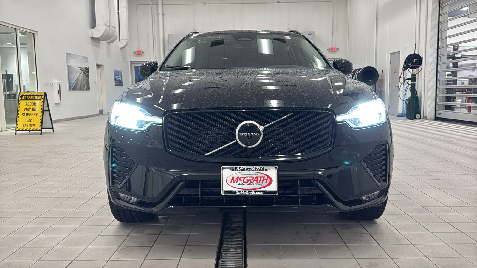 Used 2026 Volvo XC60 B5 Ultra AWD/4WD image 10