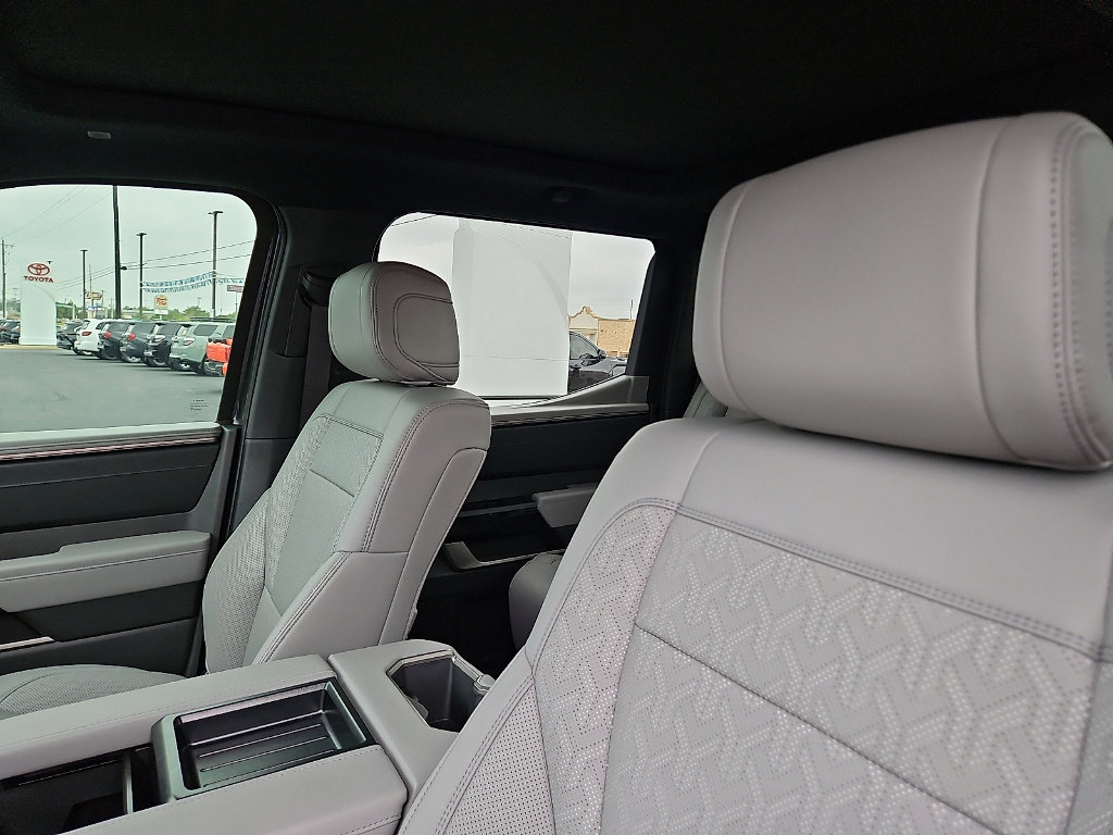 Used 2025 Toyota Tundra Limited image 11
