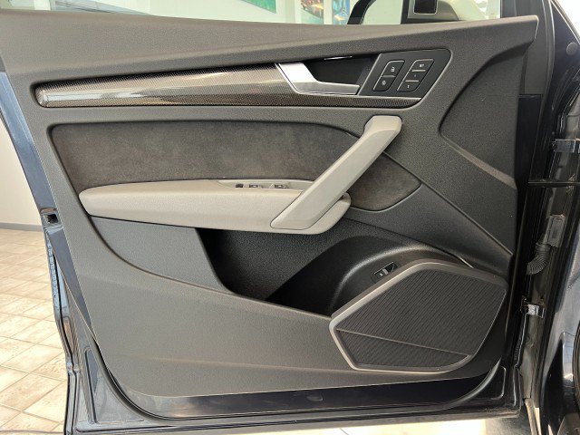 Used 2018 Audi SQ5 Premium Plus w/ Navigation Package AWD/4WD image 11
