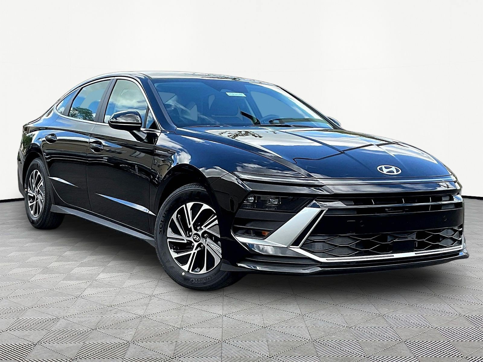 New 2026 Hyundai Sonata Blue FWD image 3