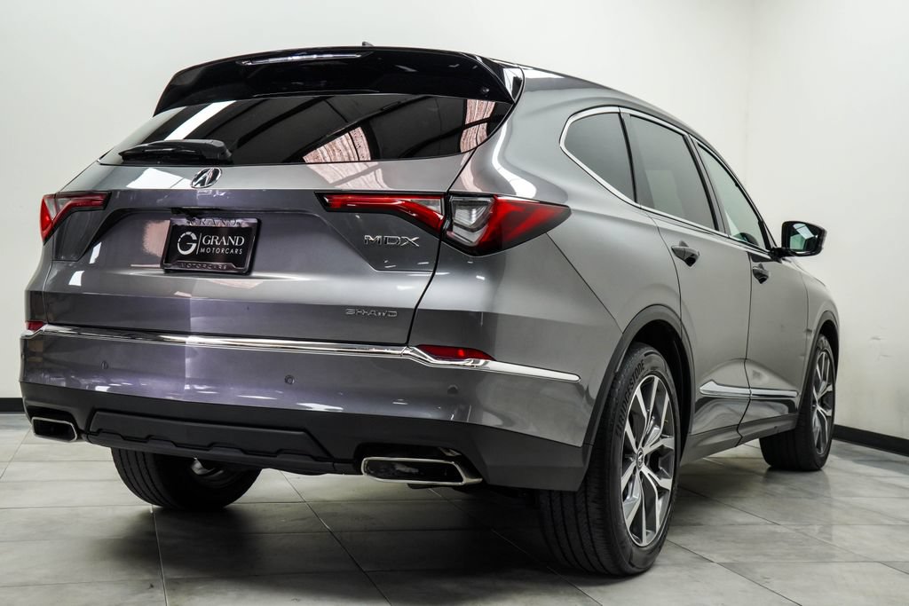 Used 2023 Acura MDX w/ Technology Package AWD/4WD image 13