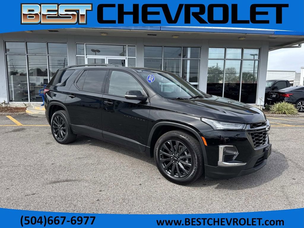 Used 2023 Chevrolet Traverse RS w/ LPO, Floor Liner Package image 1