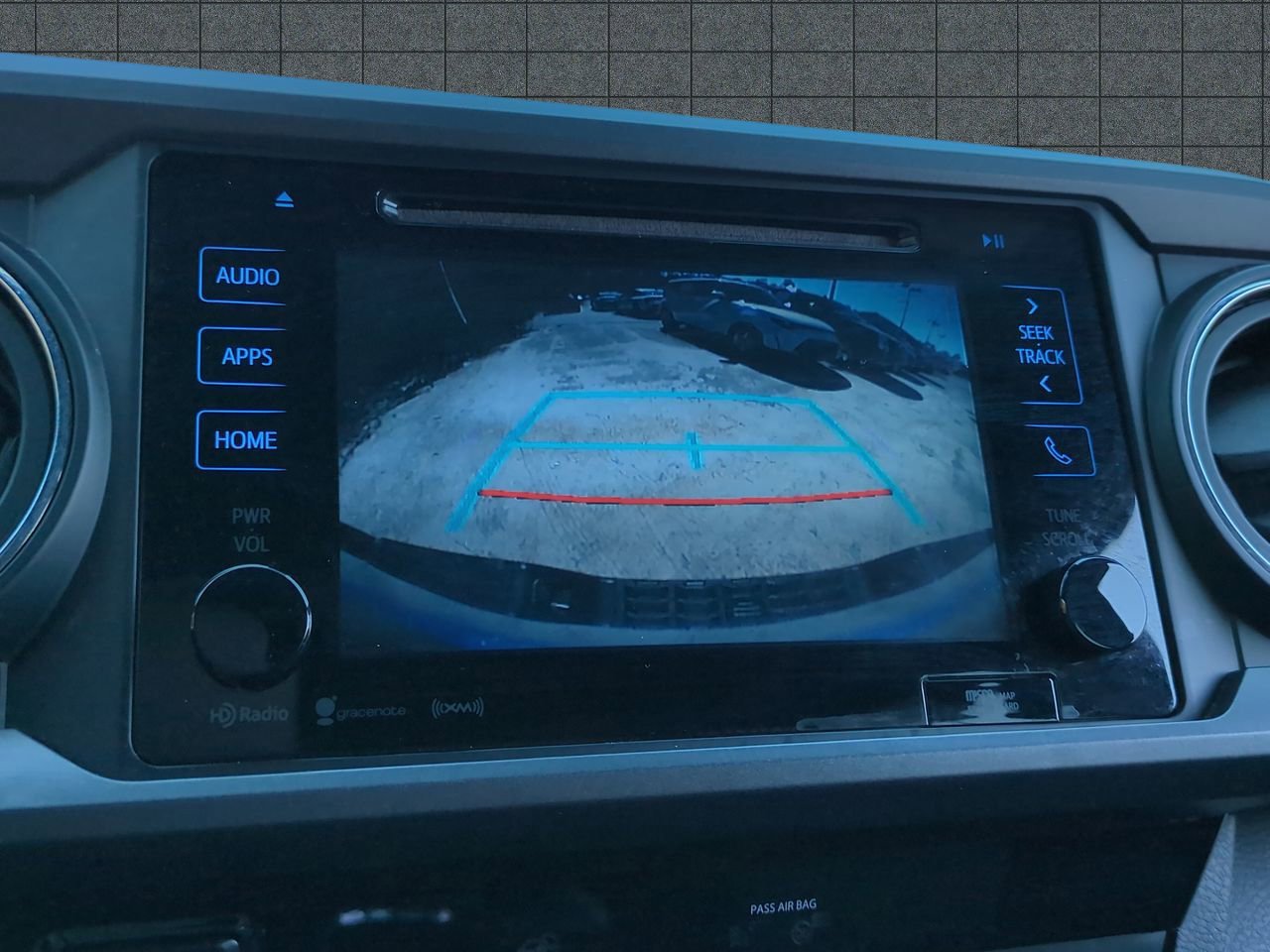 Used 2018 Toyota Tacoma TRD Sport image 20