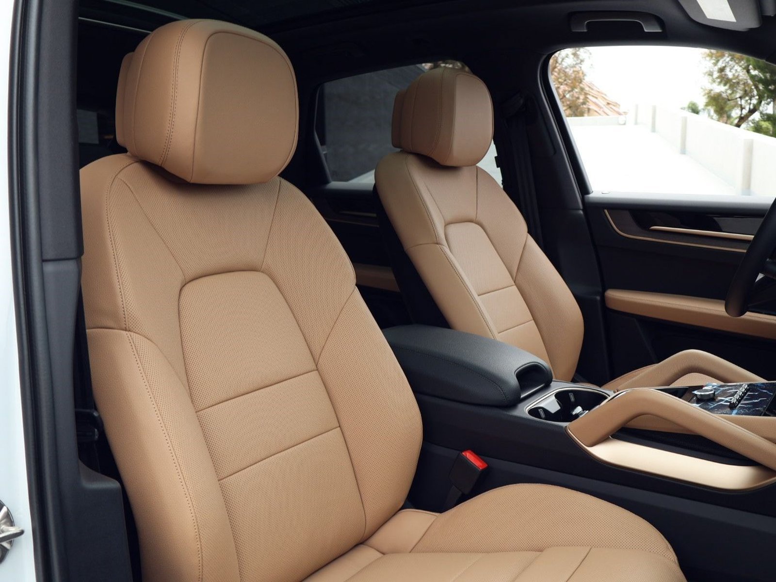 New 2026 Porsche Cayenne AWD/4WD image 23