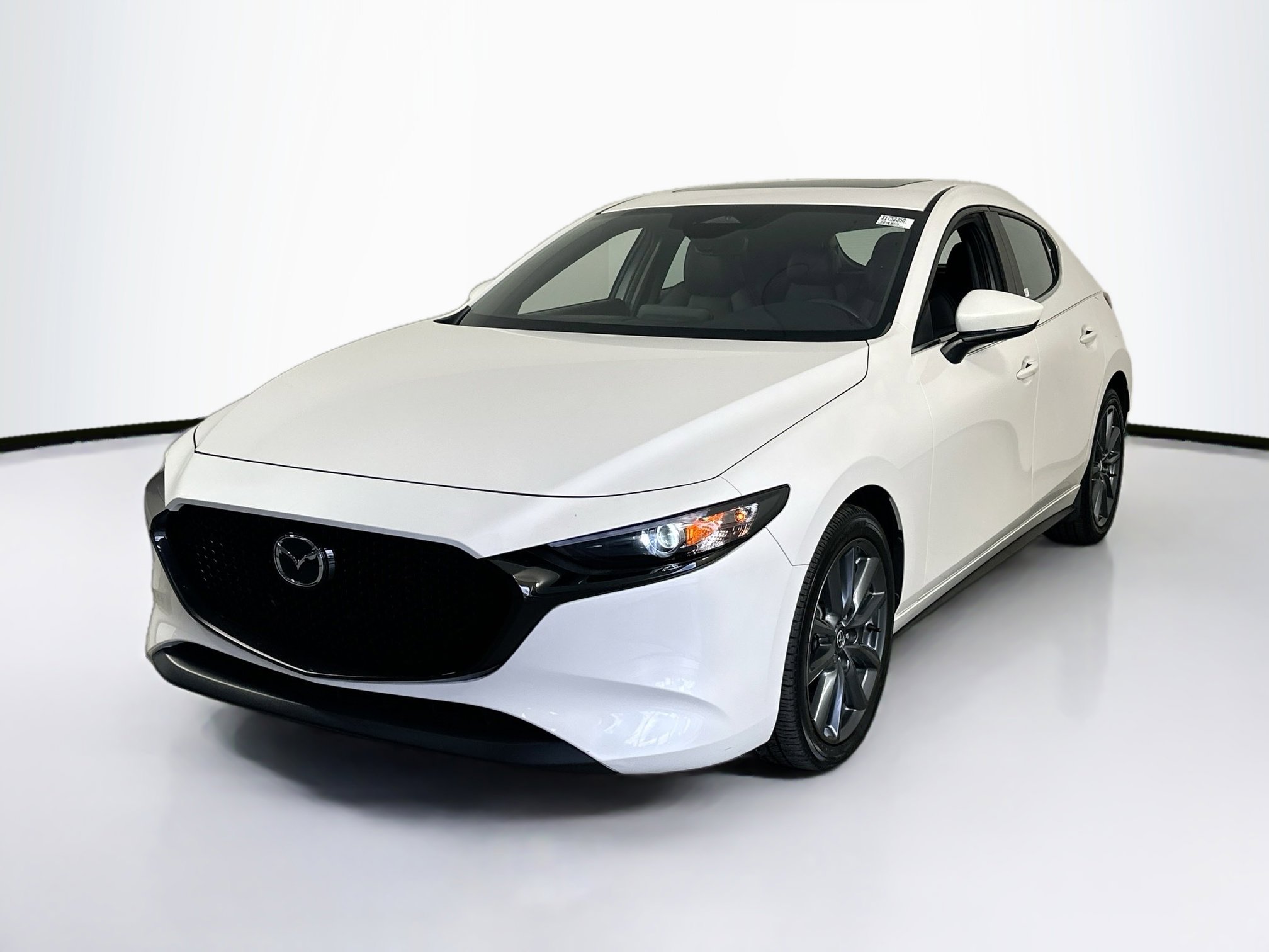 Used 2025 MAZDA MAZDA3 s FWD image 1