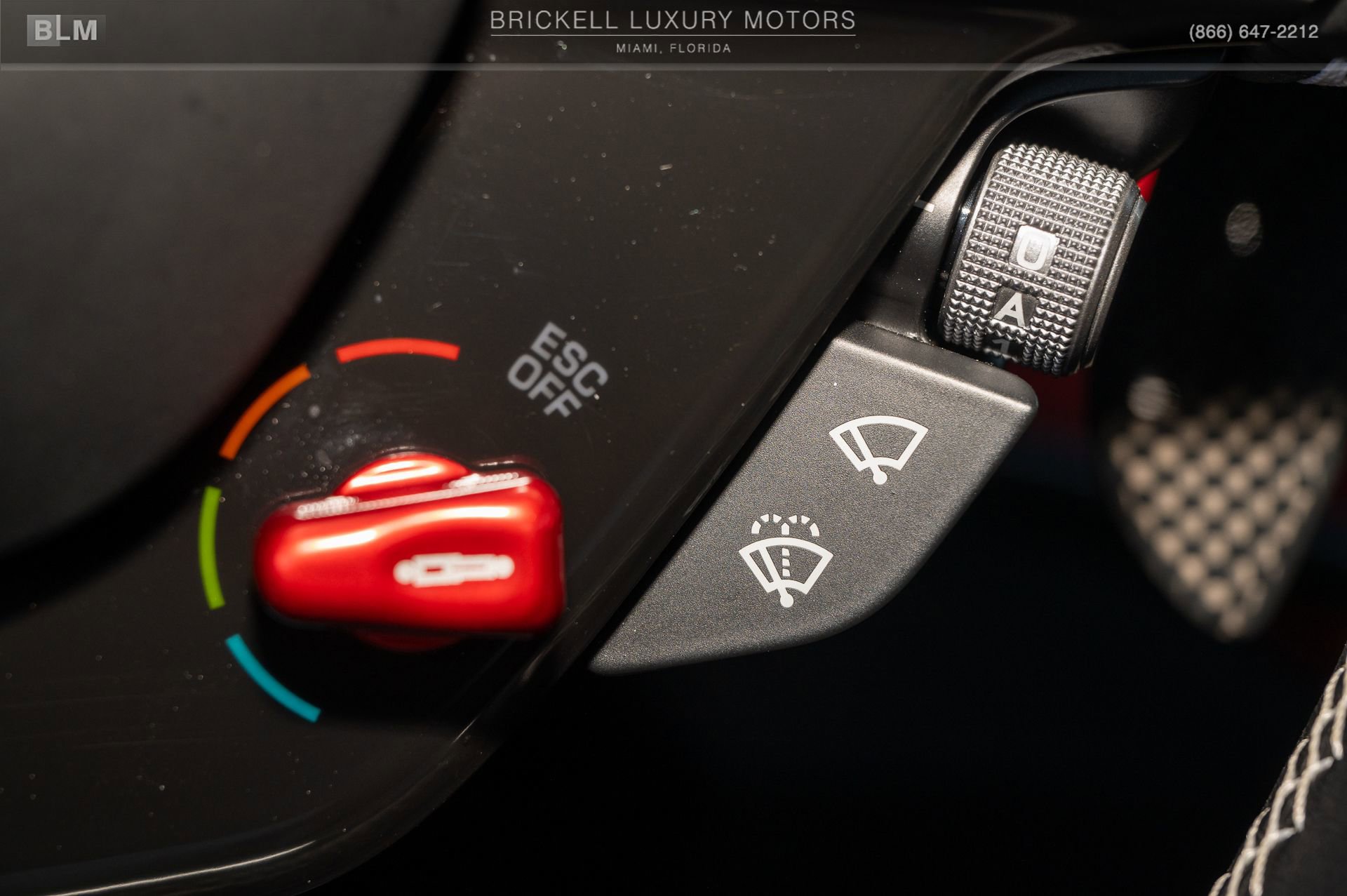 Used 2022 Ferrari SF90 Spider image 26