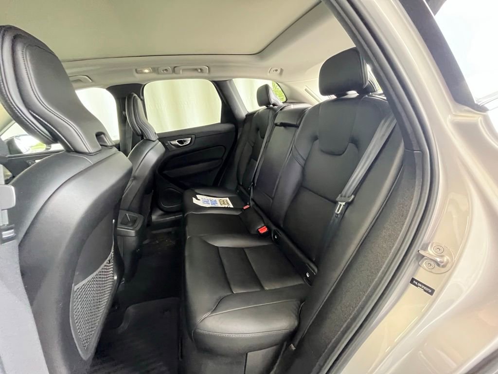 Used 2024 Volvo XC60 B5 Core image 22