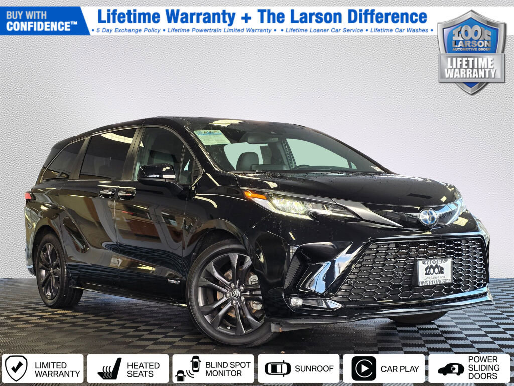 Used 2021 Toyota Sienna XSE image 1